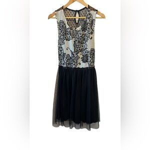 Black Lace Overlay Tulle Bottom Scoop Neck Sleeveless Mid Length Dress M